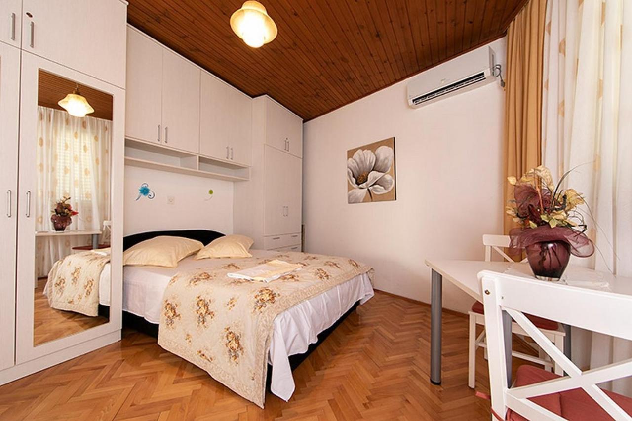 Apartments With A Parking Space Tucepi, Makarska - 6695 Экстерьер фото