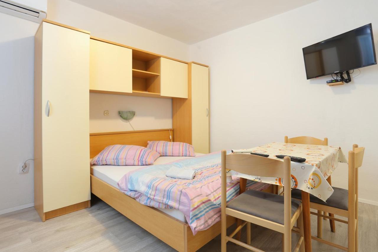 Apartments With A Parking Space Tucepi, Makarska - 6695 Экстерьер фото